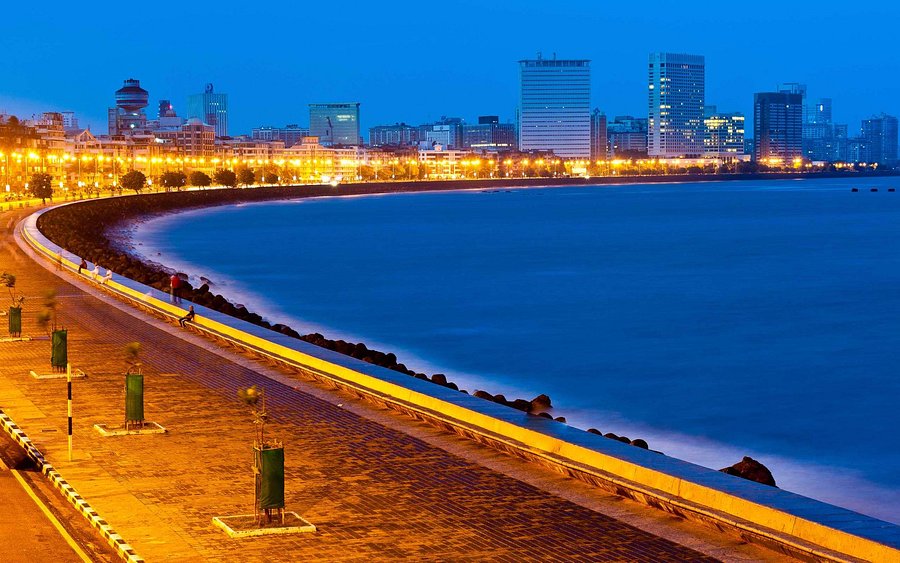 Walk at Marine drive